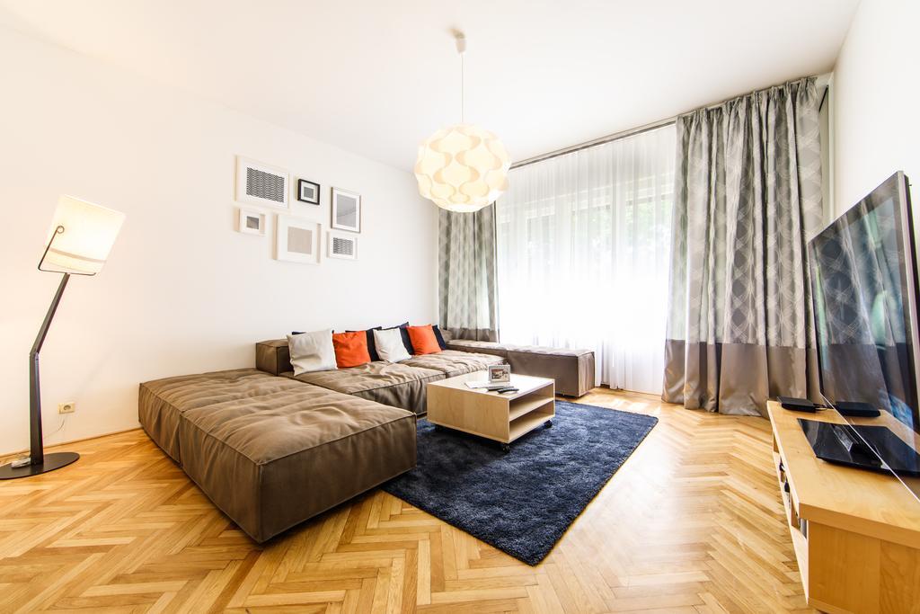 Aplend City Hviezdoslavovo Namestie Bratislava Exterior photo